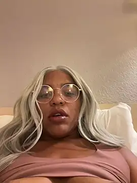 princessandthefootjob online show from April 27, 2026, 4:38 pm