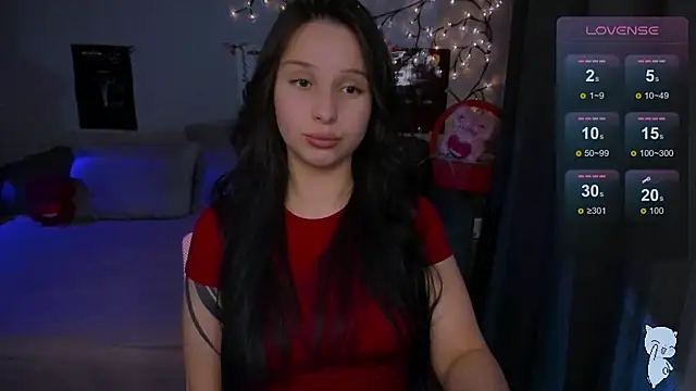 SoftyMooon online show from March 13, 2026, 6:13 pm