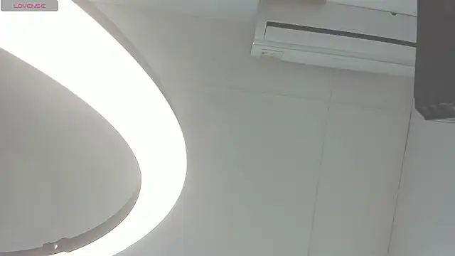 katitaluxury hot online show from February 26, 2026, 12:43 am