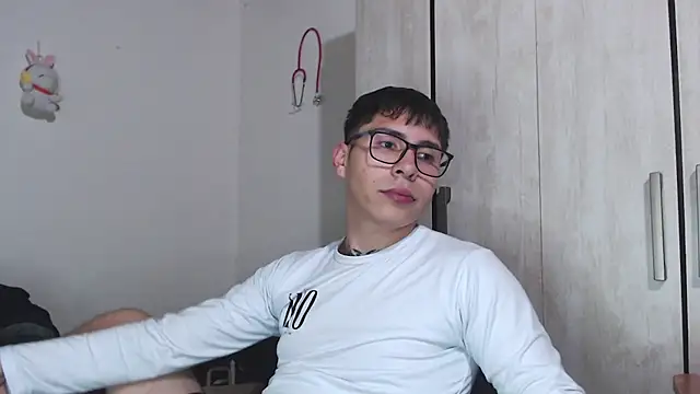 Snapshot of idddavv chatting on February 24, 2026, 2:56 am idddavv online show from February 24, 2026, 2:56 am