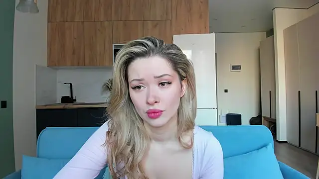 Snapshot of CassandraArmas chatting on March 14, 2026, 1:39 pm CassandraArmas online show from March 14, 2026, 1:39 pm