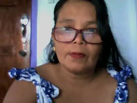 Snapshot of Flowerblossom123 chatting on May 11, 2026, 8:05 am Flowerblossom123 online show from May 11, 2026, 8:05 am
