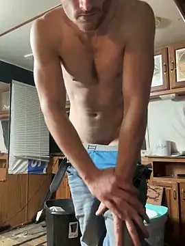 Snapshot of Aarondeweese27 chatting on February 25, 2026, 11:59 pm Aarondeweese27 online show from February 25, 2026, 11:59 pm