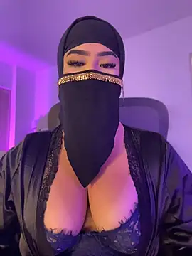 Yasmin cute online show from July 27, 2026, 1:51 pm