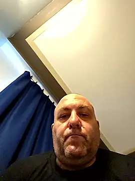 sissy2727 online show from April 10, 2026, 10:06 pm