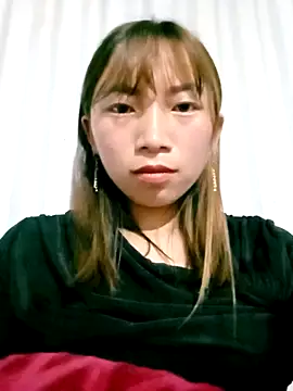 Xuka-xx online show from April 28, 2026, 4:44 pm