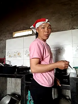 Snapshot of elen8800 chatting on March 2, 2026, 4:35 am elen8800 online show from March 2, 2026, 4:35 am