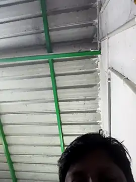 Snapshot of magicmovemen chatting on February 23, 2026, 7:53 am magicmovemen online show from February 23, 2026, 7:53 am