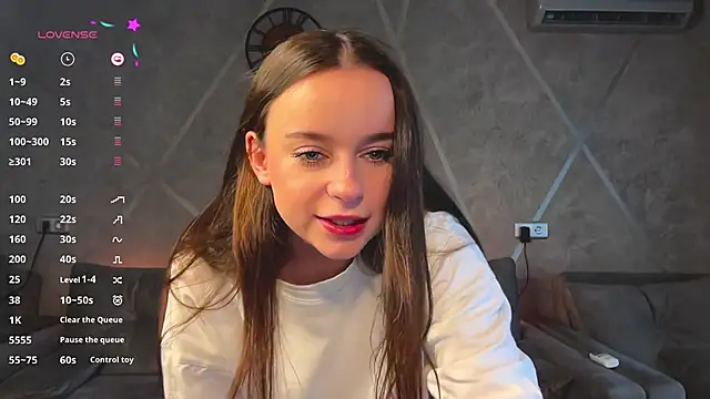 Lizy Lu online show from March 3, 2026, 12:34 pm