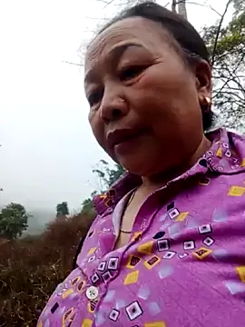 Snapshot of heesuu11 chatting on March 5, 2026, 1:13 am heesuu11 online show from March 5, 2026, 1:13 am