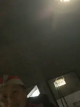 Snapshot of heesuu11 chatting on February 23, 2026, 10:38 am heesuu11 online show from February 23, 2026, 10:38 am