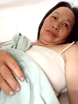 Snapshot of heesuu11 chatting on April 5, 2026, 6:36 pm heesuu11 online show from April 5, 2026, 6:36 pm