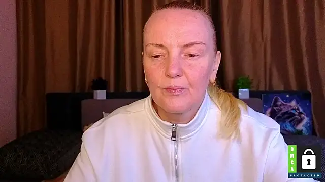 Snapshot of Bella_soulmate chatting on April 1, 2026, 11:22 am Bella soulmate online show from April 1, 2026, 11:22 am