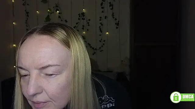 Snapshot of Bella_soulmate chatting on March 3, 2026, 12:23 pm Bella soulmate online show from March 3, 2026, 12:23 pm