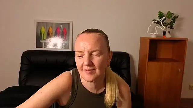 Bella soulmate online show from July 27, 2026, 11:28 am