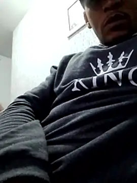 Snapshot of Rodr_go14 chatting on April 15, 2026, 10:32 am Rodr go14 online show from April 15, 2026, 10:32 am