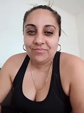 Snapshot of I_amXenox chatting on March 24, 2026, 10:04 am I amXenox online show from March 24, 2026, 10:04 am