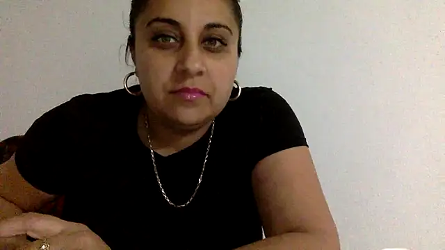 Snapshot of I_amXenox chatting on April 7, 2026, 5:15 pm I amXenox online show from April 7, 2026, 5:15 pm