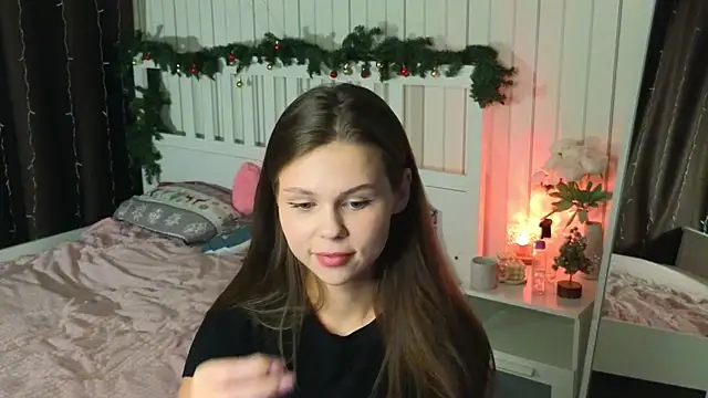 Snapshot of EarthaLevra chatting on February 28, 2026, 7:13 pm EarthaLevra online show from February 28, 2026, 7:13 pm