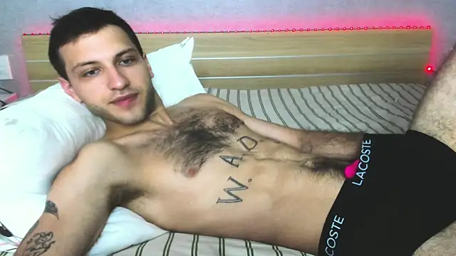 DarkRogue19 online show from April 9, 2026, 5:20 am