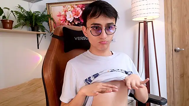 Sr evann online show from March 22, 2026, 4:19 pm