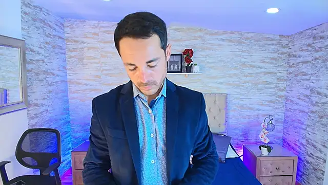 Snapshot of Adams_Sanz chatting on May 21, 2026, 8:39 pm Adams Sanz online show from May 21, 2026, 8:39 pm