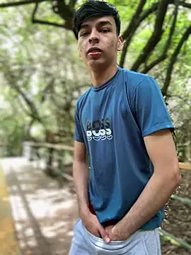 Snapshot of The_Conquer chatting on April 2, 2026, 6:58 pm The Conquer online show from April 2, 2026, 6:58 pm