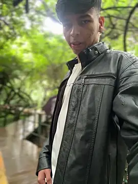 Snapshot of The_Conquer chatting on April 14, 2026, 7:41 pm The Conquer online show from April 14, 2026, 7:41 pm