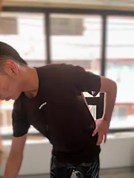 Snapshot of The_Conquer chatting on April 1, 2026, 7:22 pm The Conquer online show from April 1, 2026, 7:22 pm