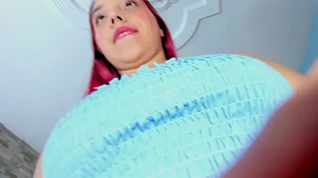 LUCIA KHAN online show from March 14, 2026, 7:31 pm