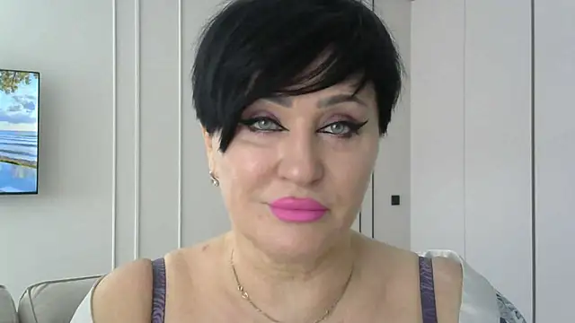 Snapshot of Kleotempt chatting on May 18, 2026, 11:48 am Kleotempt online show from May 18, 2026, 11:48 am