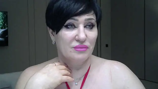 Snapshot of Kleotempt chatting on May 13, 2026, 6:48 pm Kleotempt online show from May 13, 2026, 6:48 pm
