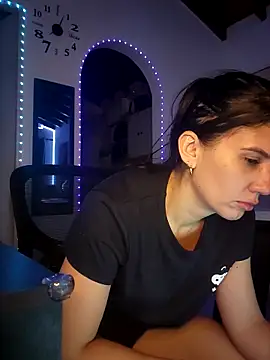 sashaaqueen online show from March 2, 2026, 12:55 am