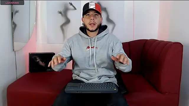 luxesmith online show from April 12, 2026, 1:42 am