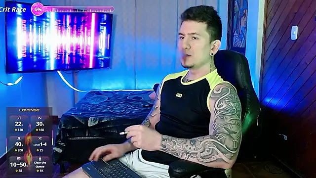 Snapshot of steventayler chatting on March 3, 2026, 2:18 am steventayler online show from March 3, 2026, 2:18 am