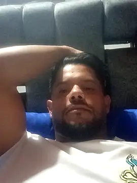 italogynno online show from February 25, 2026, 11:37 pm