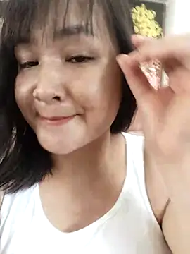 Jeassi-sica01 online show from June 5, 2026, 9:26 am