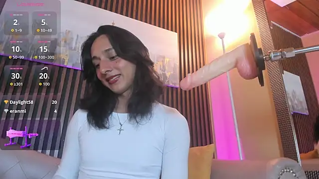 Elisasue online show from June 11, 2026, 10:40 pm