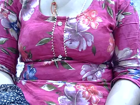 Snapshot of HOTY_SAPNA02sCyOz9QcTD chatting on March 16, 2026, 11:58 am HOTY SAPNA02sCyOz9QcTD online show from March 16, 2026, 11:58 am