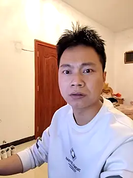 Qianluo003 online show from February 25, 2026, 1:00 pm