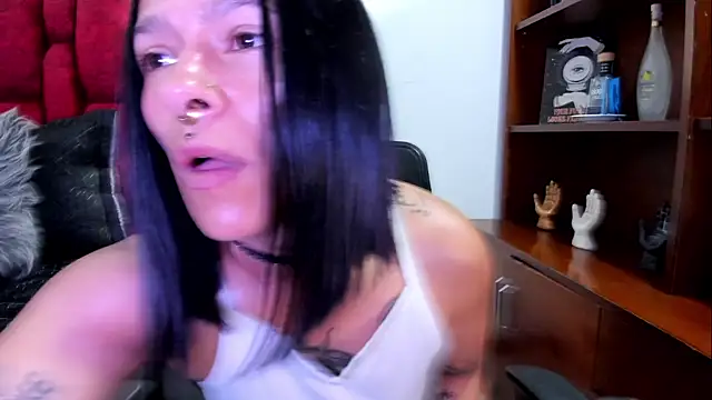 Amelie Blake online show from July 28, 2026, 11:28 am