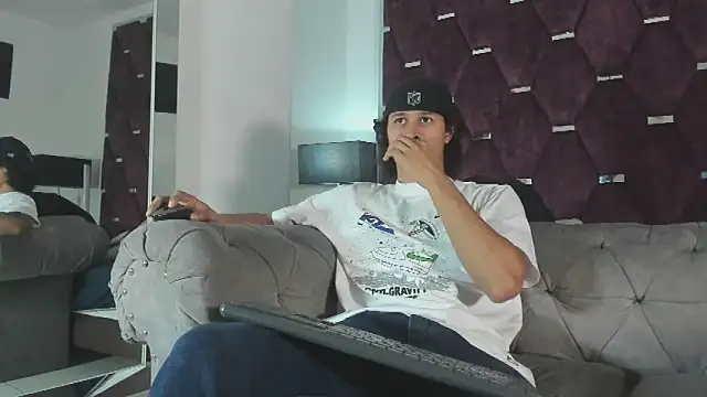 TonyBenedetti online show from May 6, 2026, 8:46 pm