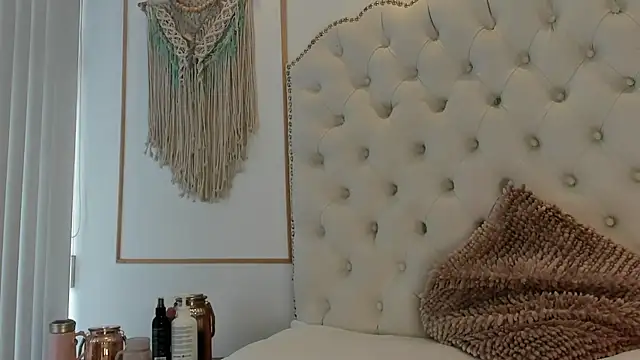 Snapshot of Sara_funy chatting on February 25, 2026, 12:27 pm Sara funy online show from February 25, 2026, 12:27 pm