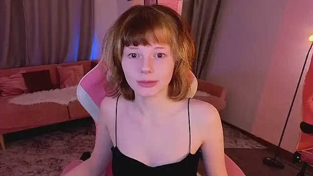 MikassaBowl online show from April 7, 2026, 9:38 pm