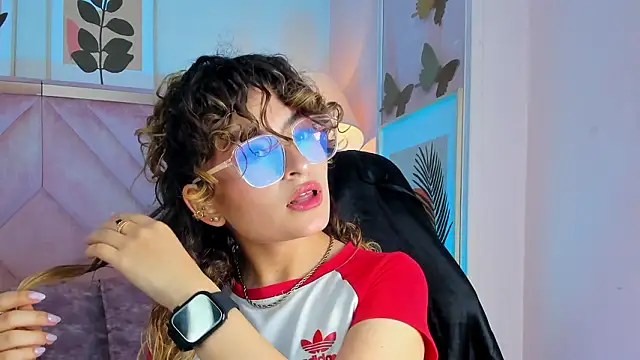 emilyjonesss  online show from March 13, 2026, 8:03 pm