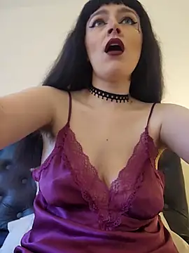 Mommynatrix online show from April 30, 2026, 6:15 pm