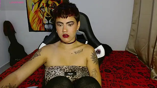 Snapshot of Divinejewel69 chatting on March 7, 2026, 9:59 am Divinejewel69 online show from March 7, 2026, 9:59 am