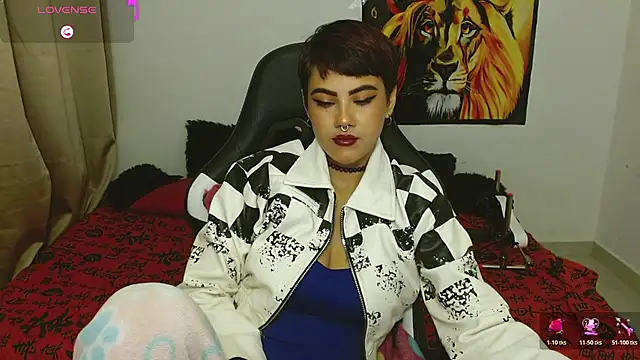 Snapshot of Divinejewel69 chatting on March 26, 2026, 9:40 am Divinejewel69 online show from March 26, 2026, 9:40 am