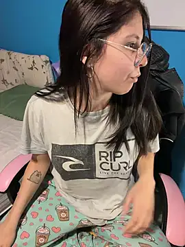 MysticKitty7 online show from May 10, 2026, 10:00 pm