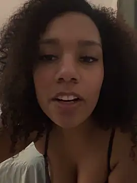 Snapshot of tokishaaa10 chatting on February 28, 2026, 9:58 pm tokishaaa10 online show from February 28, 2026, 9:58 pm